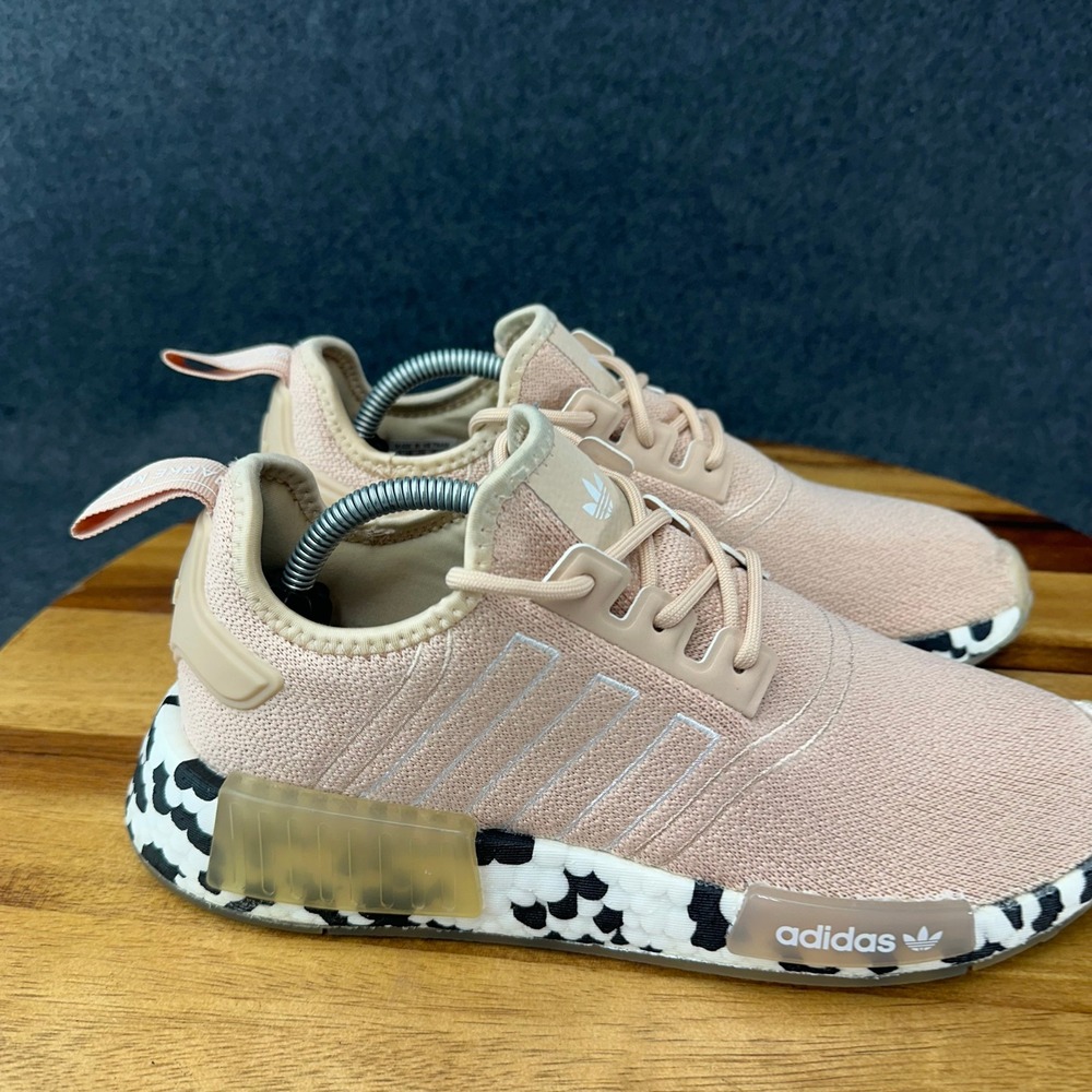 Adidas NMD R1 Halo Blush Spotted Womens 7 Cow Print Pink Beige Sneakers GZ7996 - Picture 3 of 12